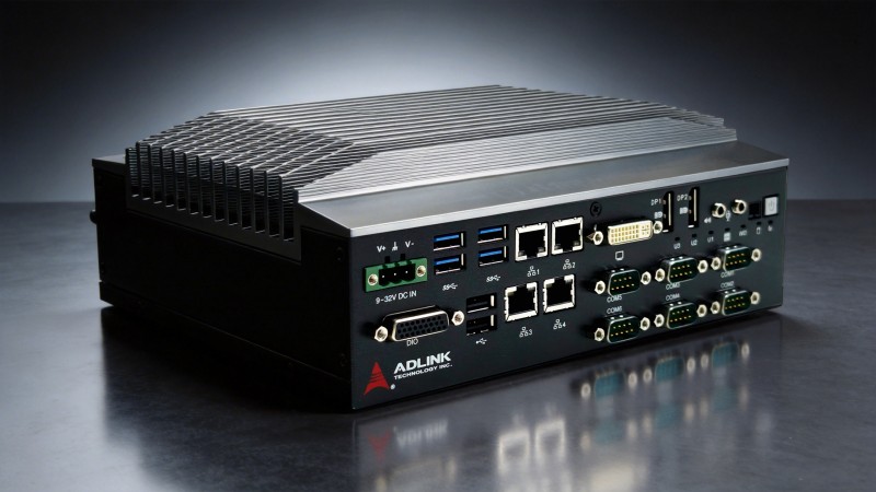 停機維護太麻煩？熱插拔雙硬盤，工控機數據保護零秒等待